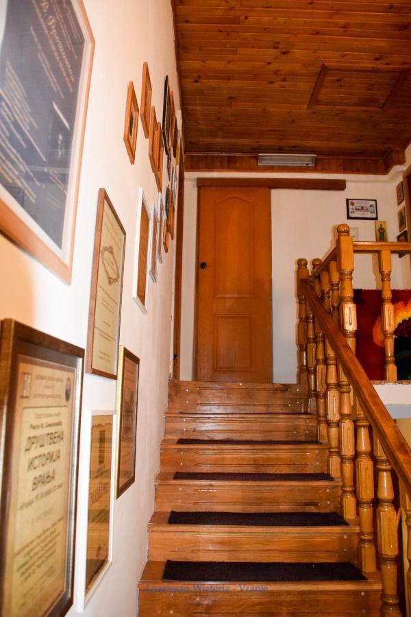 Apartman Wisteria ヴラニェ エクステリア 写真