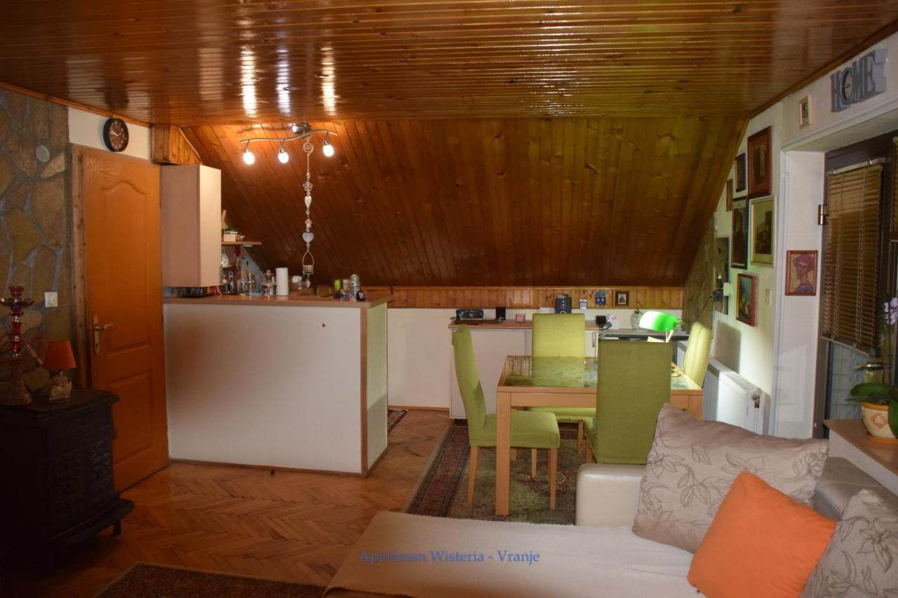 Apartman Wisteria ヴラニェ エクステリア 写真