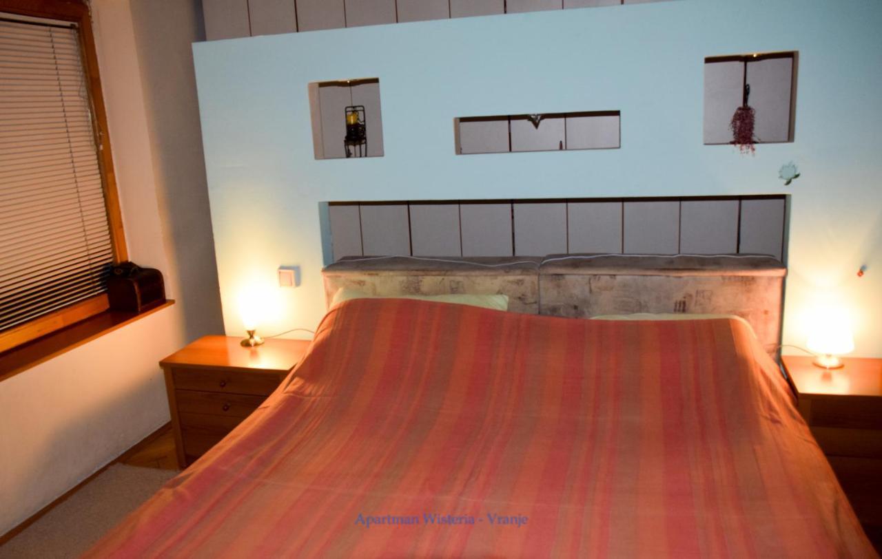 Apartman Wisteria ヴラニェ エクステリア 写真
