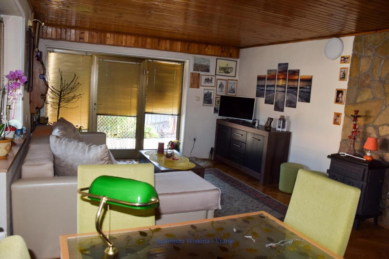 Apartman Wisteria ヴラニェ エクステリア 写真